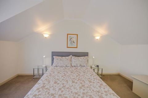 Queechy Motel - New Castle Holiday 16