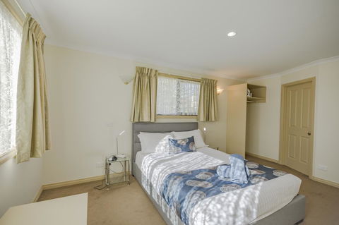 Queechy Motel - New Castle Holiday 7