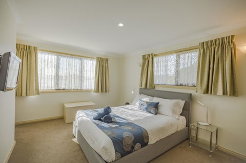 Queechy Motel - New Castle Holiday 8