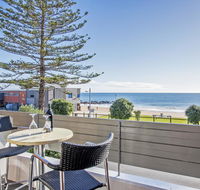 Beachfront Voyager Motor Inn - New Castle Holiday