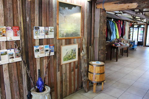 Tullah Lakeside Lodge - New Castle Holiday 25