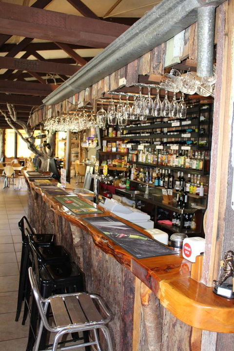 Tullah Lakeside Lodge - New Castle Holiday 21