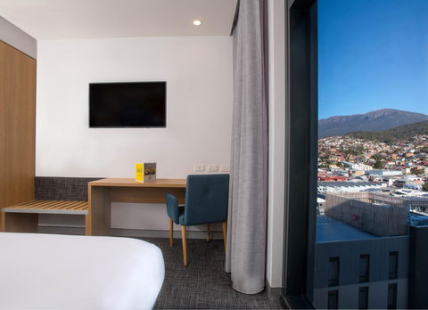 Ibis Styles Hobart - New Castle Holiday 7