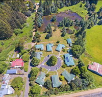 Giants Table and Cottages - New Castle Holiday