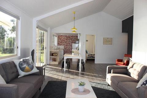 Boomers Retreat, Alonnah, Bruny Island - New Castle Holiday 0