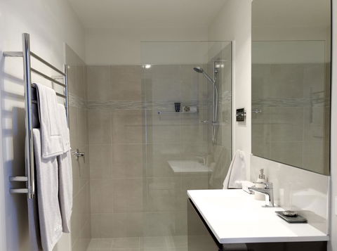 Oceana B&B - New Castle Holiday 8