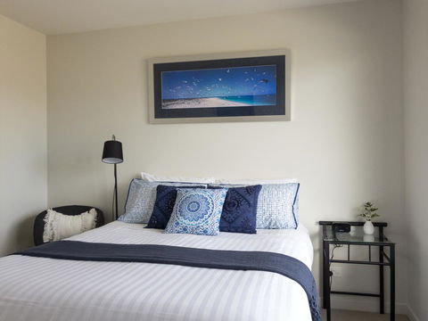 Oceana B&B - New Castle Holiday 13