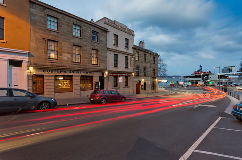 Customs House Hotel - New Castle Holiday 10
