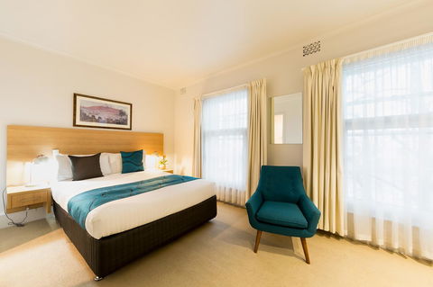 Customs House Hotel - New Castle Holiday 11