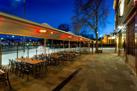 Customs House Hotel - New Castle Holiday 5
