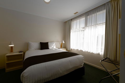 Barclay Motor Inn - New Castle Holiday 5