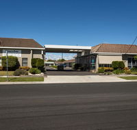 Barclay Motor Inn - New Castle Holiday