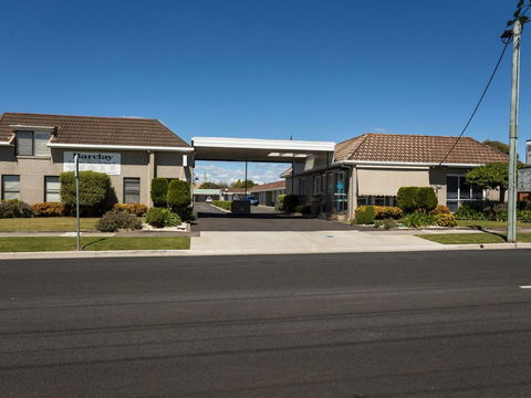 Barclay Motor Inn - New Castle Holiday 0