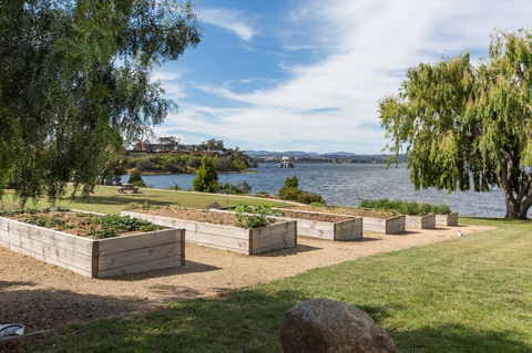 Riverfront Motel & Villas - New Castle Holiday 27