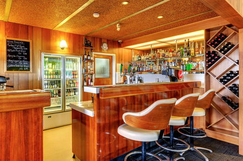 Riverfront Motel & Villas - New Castle Holiday 36