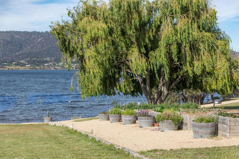 Riverfront Motel & Villas - New Castle Holiday 23