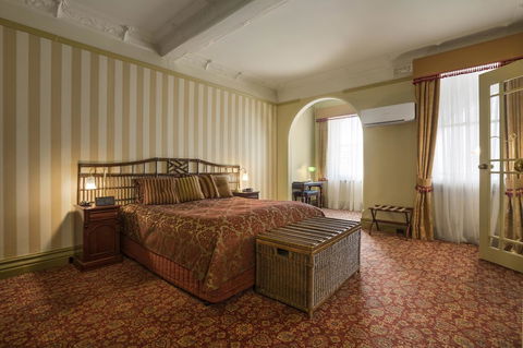 Hadley\'s Orient Hotel - New Castle Holiday 26
