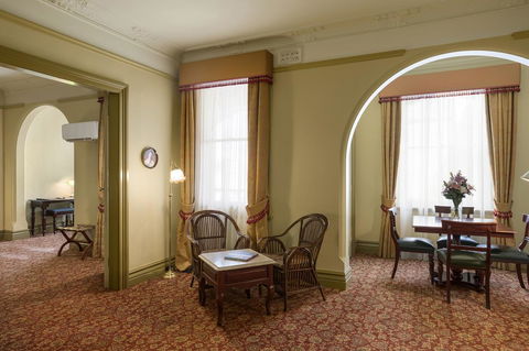 Hadley\'s Orient Hotel - New Castle Holiday 22