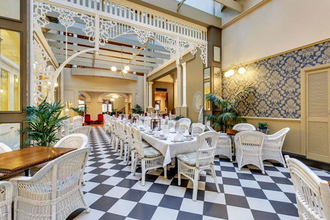 Hadley\'s Orient Hotel - New Castle Holiday 2
