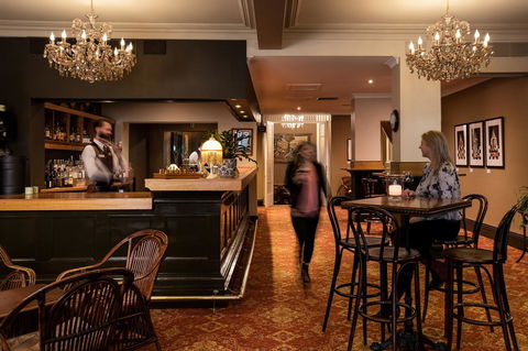 Hadley\'s Orient Hotel - New Castle Holiday 15