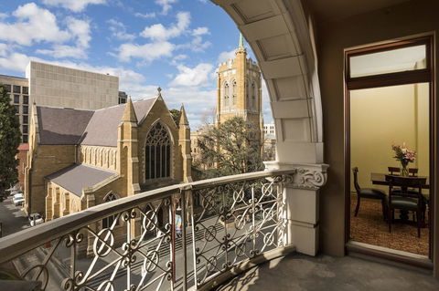 Hadley\'s Orient Hotel - New Castle Holiday 28