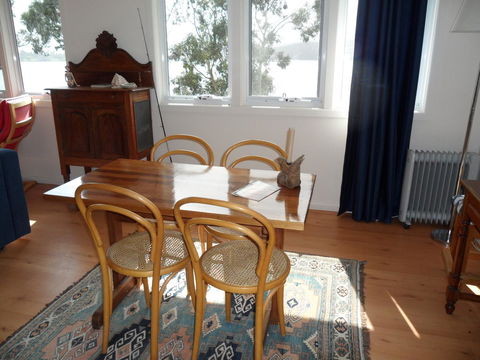 Anchorage Waterfront Retreat - New Castle Holiday 7