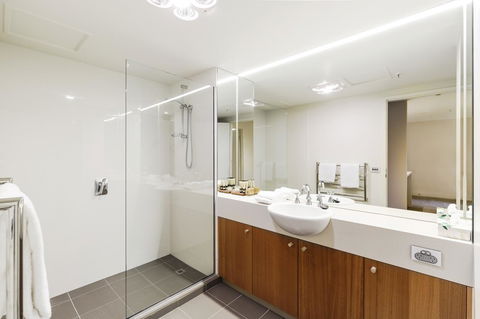 The Old Woolstore Apartment Hotel - New Castle Holiday 15