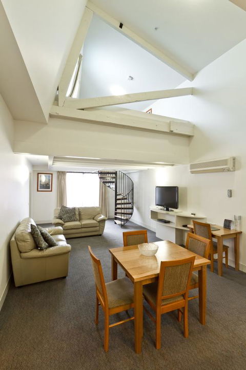 The Old Woolstore Apartment Hotel - New Castle Holiday 26