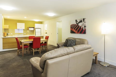 The Old Woolstore Apartment Hotel - New Castle Holiday 19