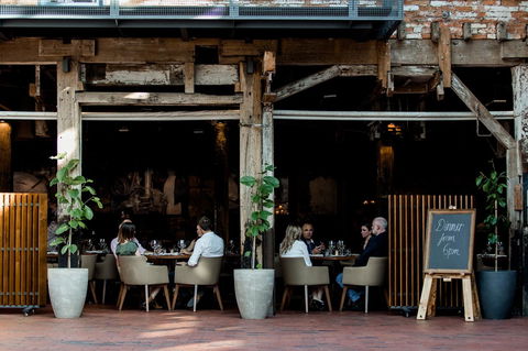 The Henry Jones Art Hotel - New Castle Holiday 7