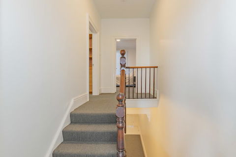 4 Bedroom House - Hobart CBD - Free Parking - Free WIFI - New Castle Holiday 19