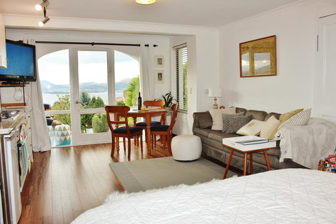 Million Dollar Views - New Castle Holiday 32