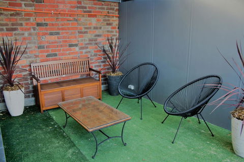Apartment 5ive - New Castle Holiday 8