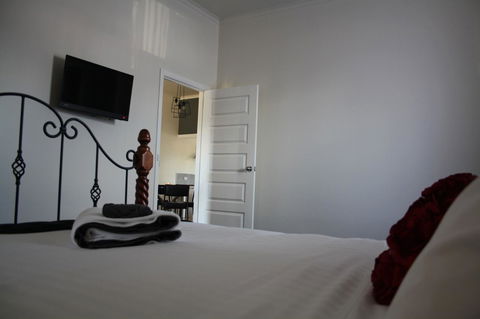 Apartment 5ive - New Castle Holiday 11
