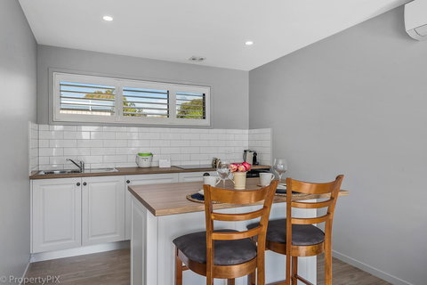 Harrison Grove - New Castle Holiday 19