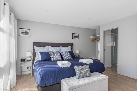 Harrison Grove - New Castle Holiday 5