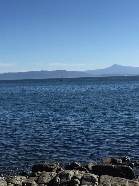 Omaroo Cottage Bruny Island - New Castle Holiday 17