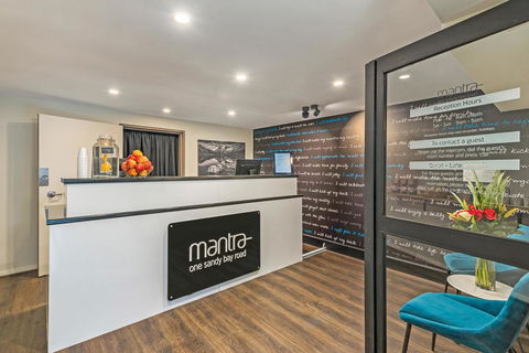 Mantra One Sandy Bay Road - New Castle Holiday 1