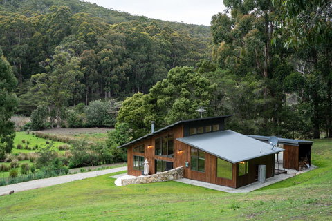 Adventure Bay Retreat Bruny Island - New Castle Holiday 23