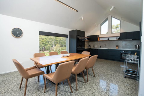 Adventure Bay Retreat Bruny Island - New Castle Holiday 28