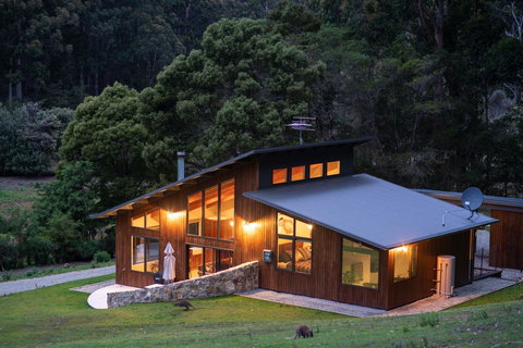 Adventure Bay Retreat Bruny Island - New Castle Holiday 1