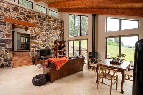 Adventure Bay Retreat Bruny Island - New Castle Holiday 8