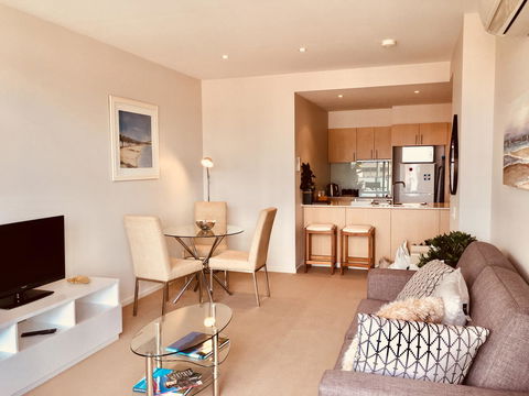 Hobart Inner City Apartment - New Castle Holiday 1