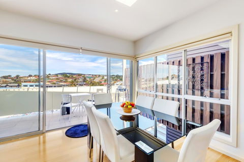 Bellerive Marina View Apartments NO 27 - New Castle Holiday 1