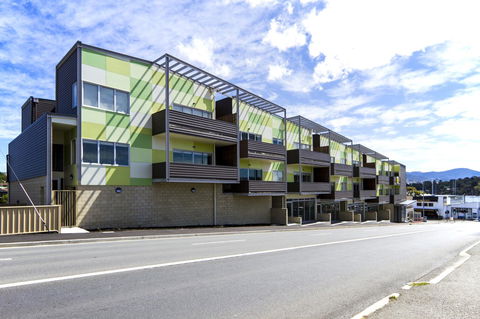Bellerive Marina View Apartments NO 27 - New Castle Holiday 24