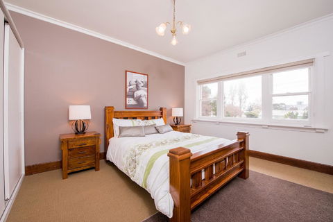 Jones On Wilson Boutique B&B - New Castle Holiday 22