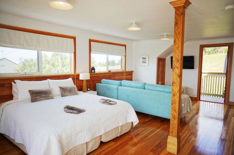 @ The Beach & Not Quite @ The Beach Holiday Cottages - Stanley - New Castle Holiday 6