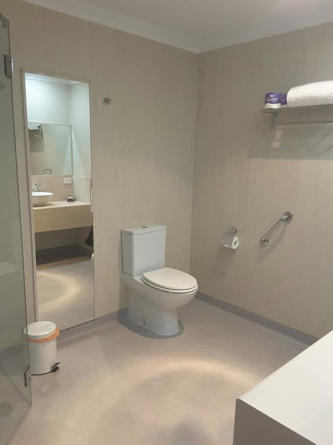 On The Terrace - New Castle Holiday 31