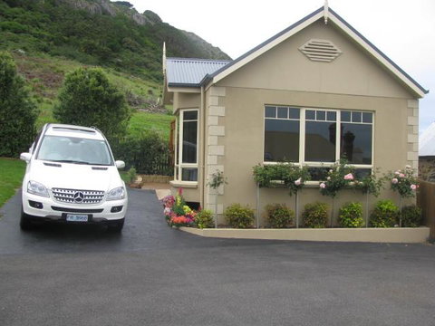 On The Terrace - New Castle Holiday 42