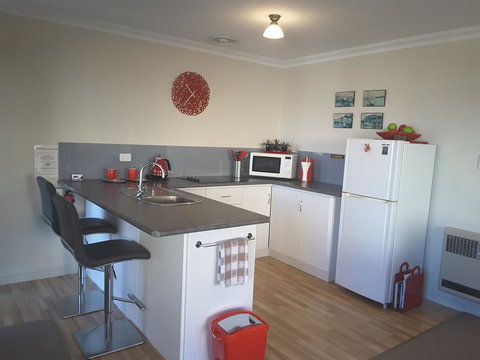 On The Terrace - New Castle Holiday 32